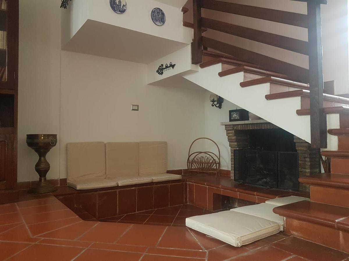La Casa Blanca Acomodação com café da manhã Grottammare Exterior foto